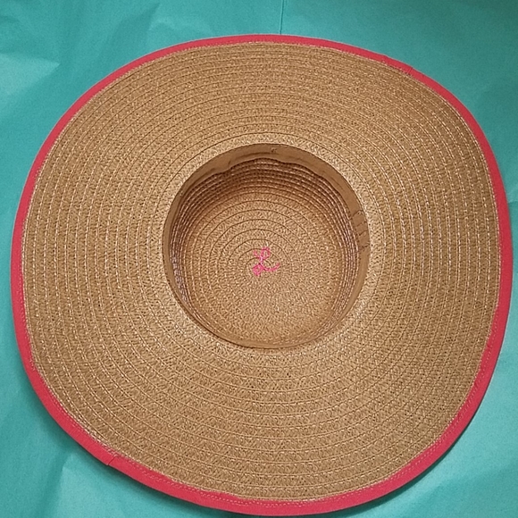 Floppy Beach Hat  *Bundle and save!* - Picture 3 of 9